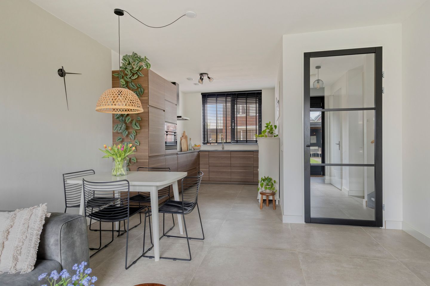 Photo 14 of Marjolein 7