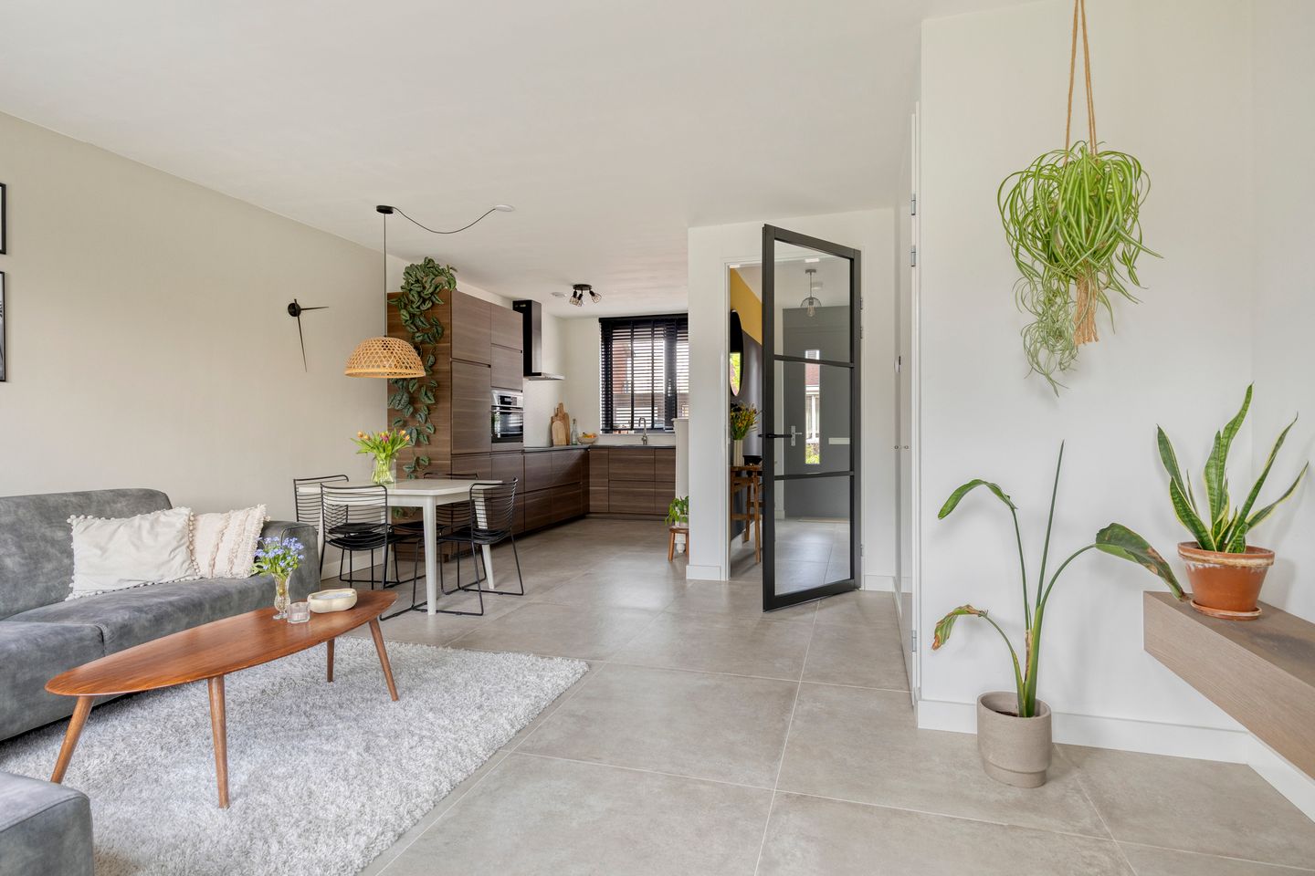 Photo 10 of Marjolein 7