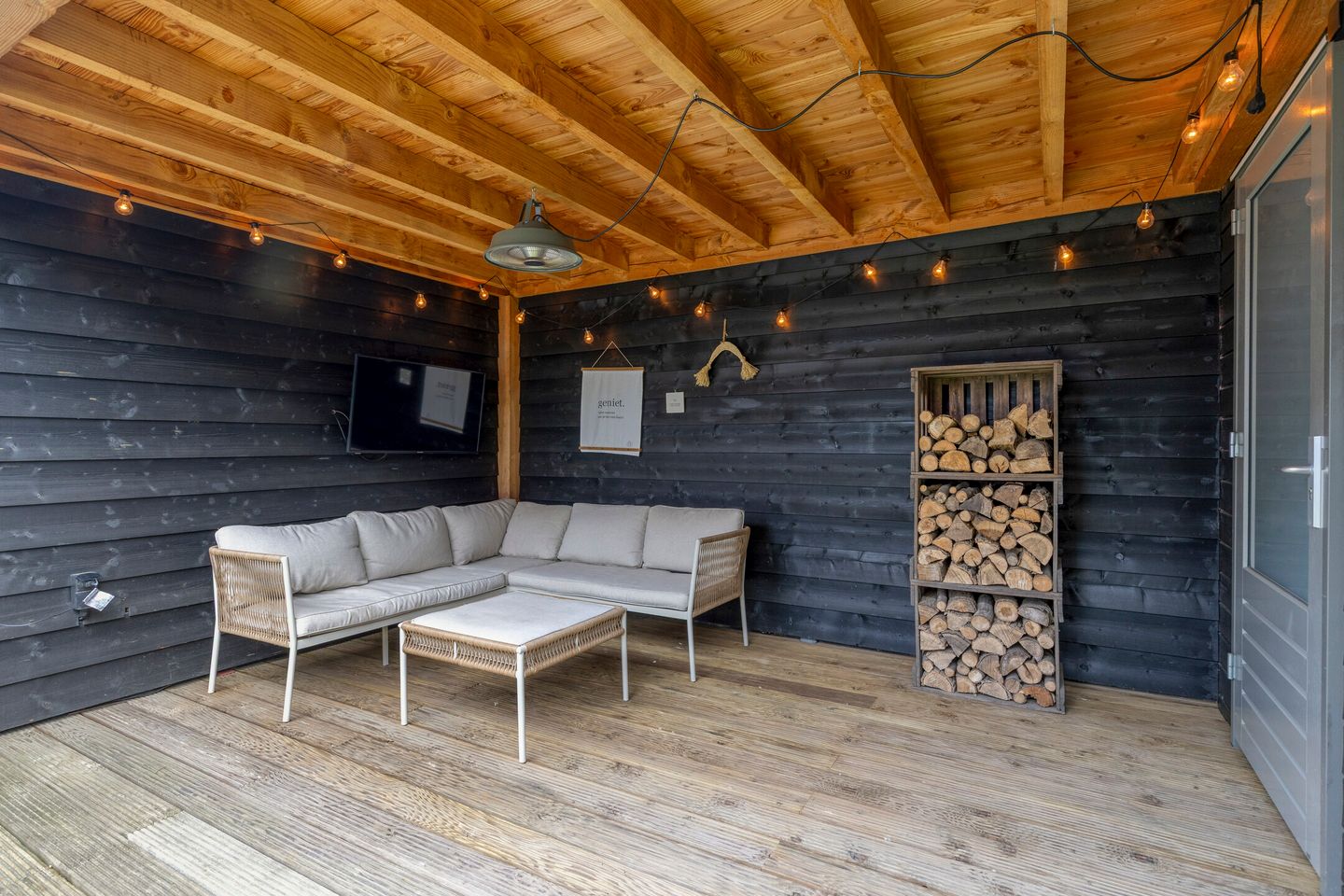 Photo 34 of Marjolein 7