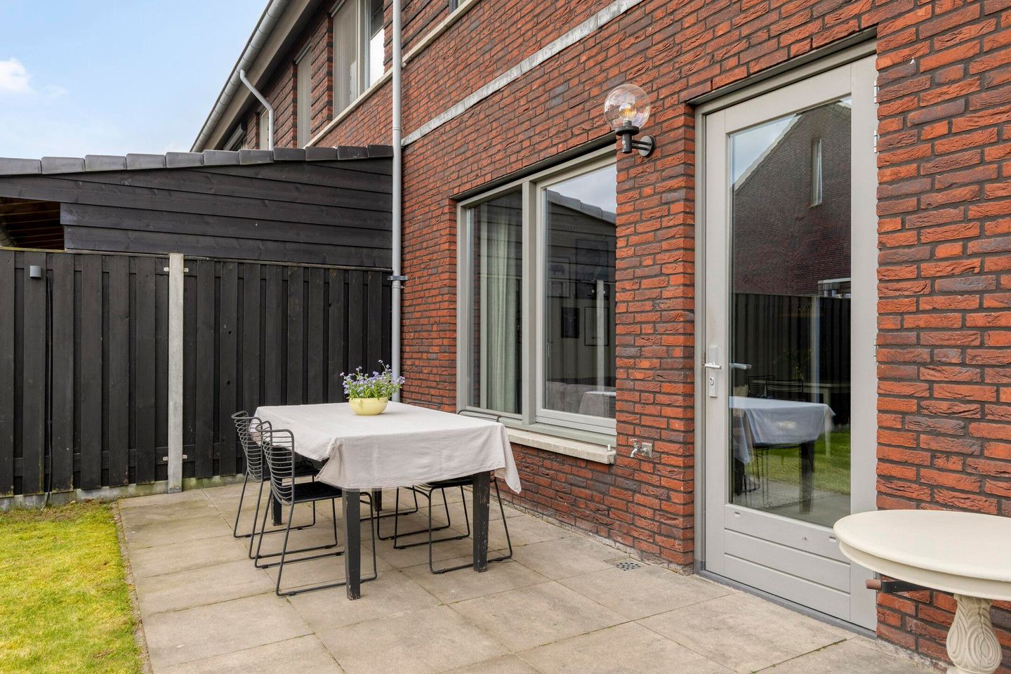 Photo 35 of Marjolein 7