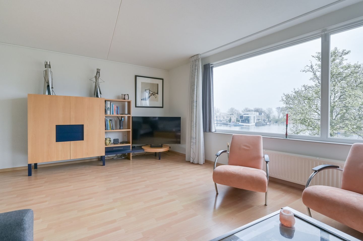 Spacious Terraced Home with Water Views in Zeewolde Centre — 14