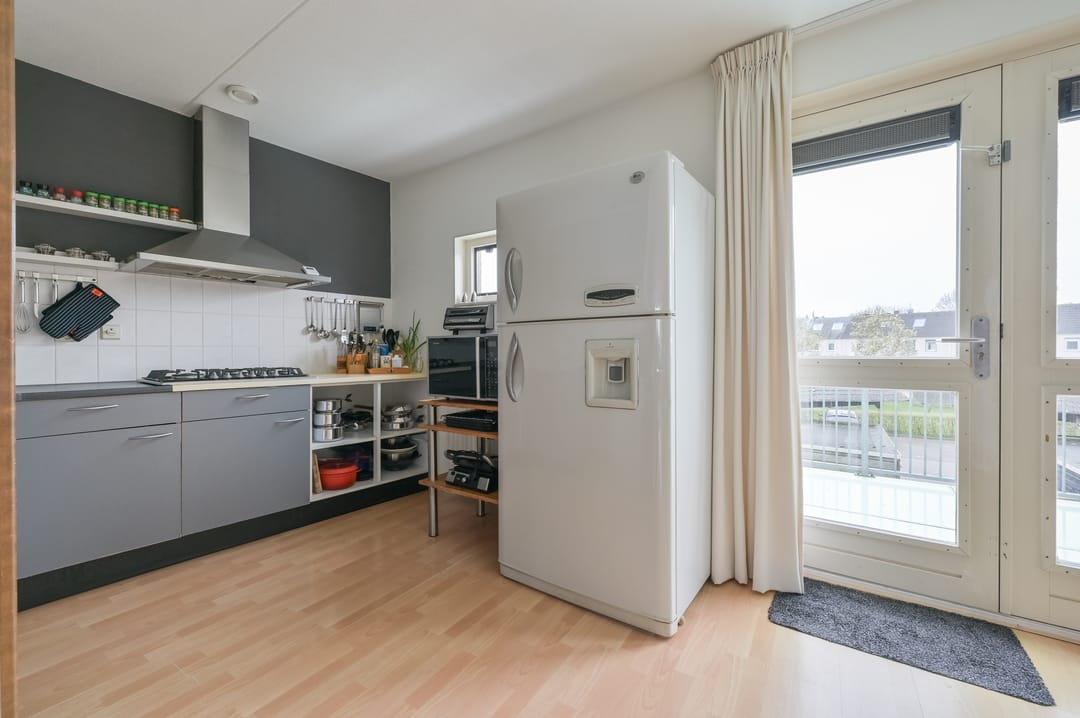Spacious Terraced Home with Water Views in Zeewolde Centre — 23