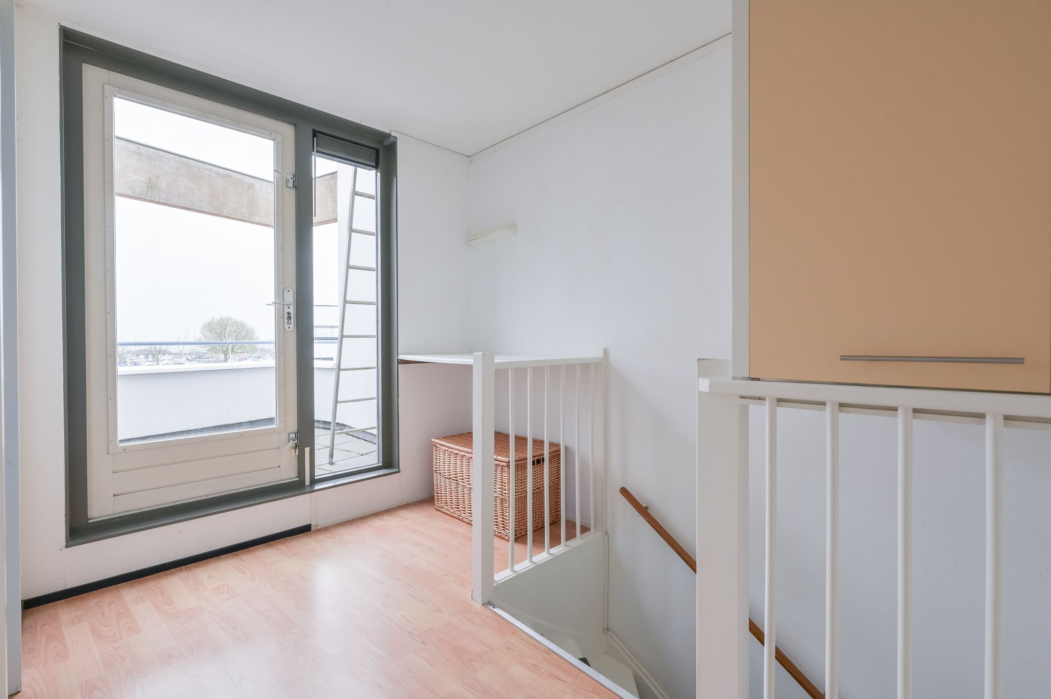 Spacious Terraced Home with Water Views in Zeewolde Centre — 27