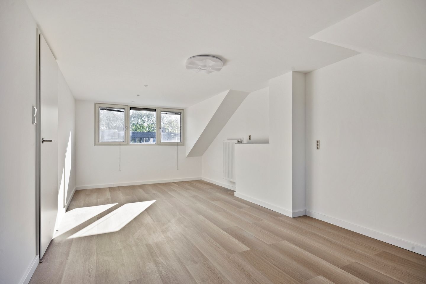 Foto 25 van Dennekruid 212