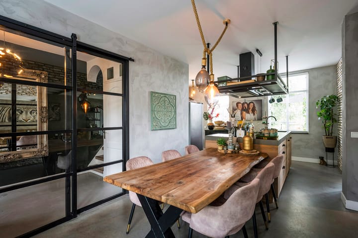 Vrijstaande woning te koop: Amsterdamsestraatweg 81, Naarden