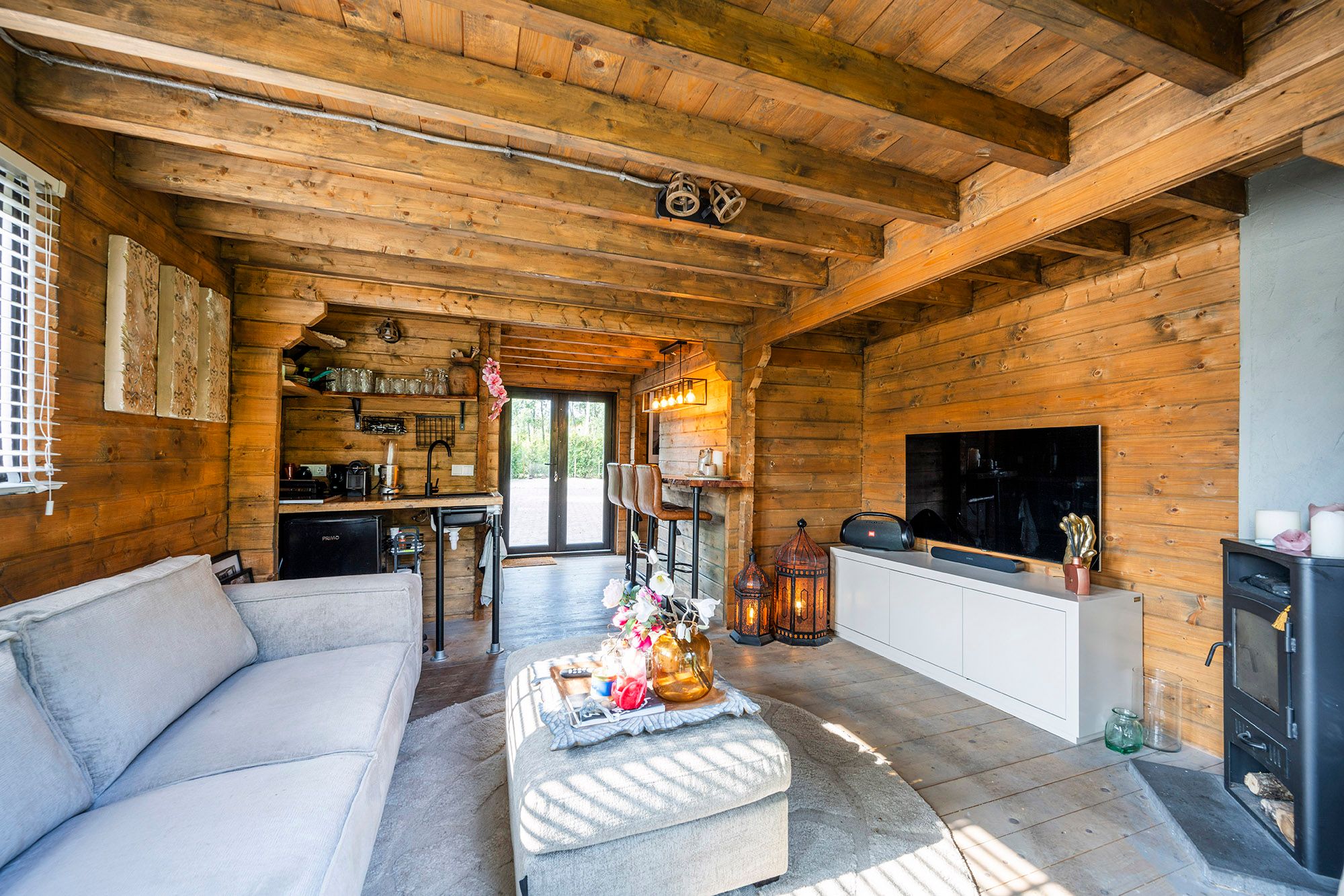 Foto 39 van Amsterdamsestraatweg 81