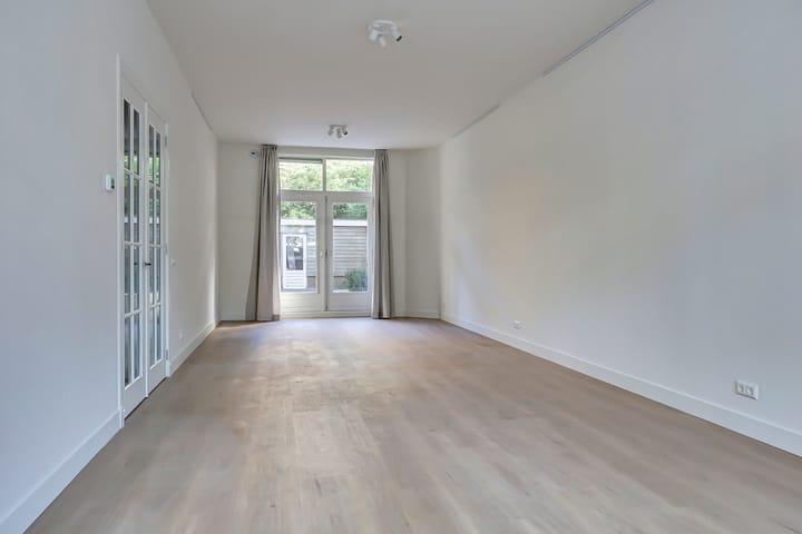 Foto 4 van Roelof Hartplein 7-H