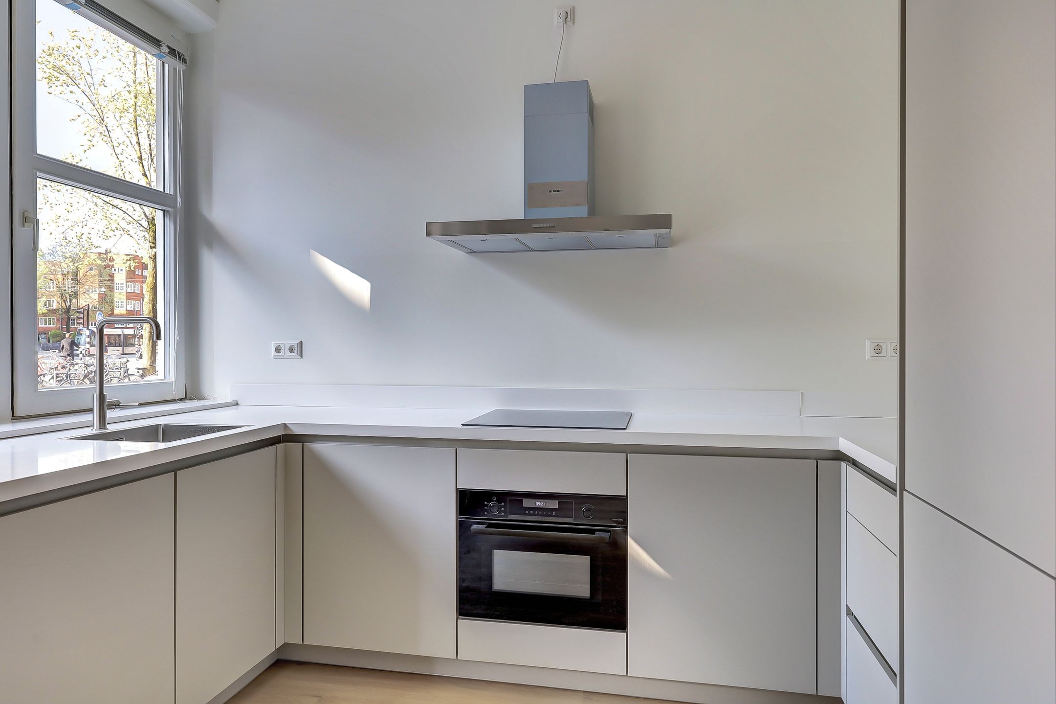 Photo 9 of Roelof Hartplein 7-H