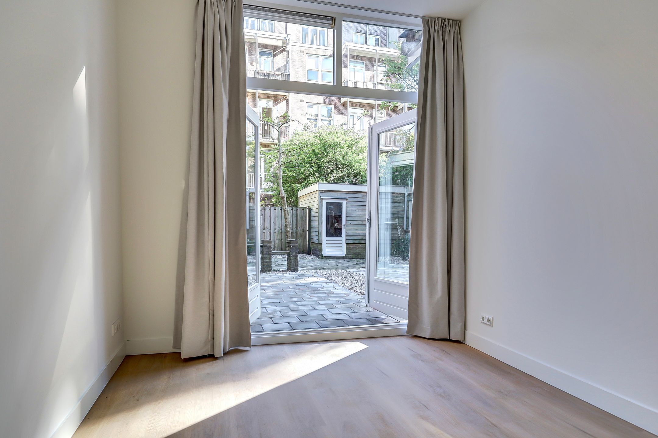 Photo 15 of Roelof Hartplein 7-H