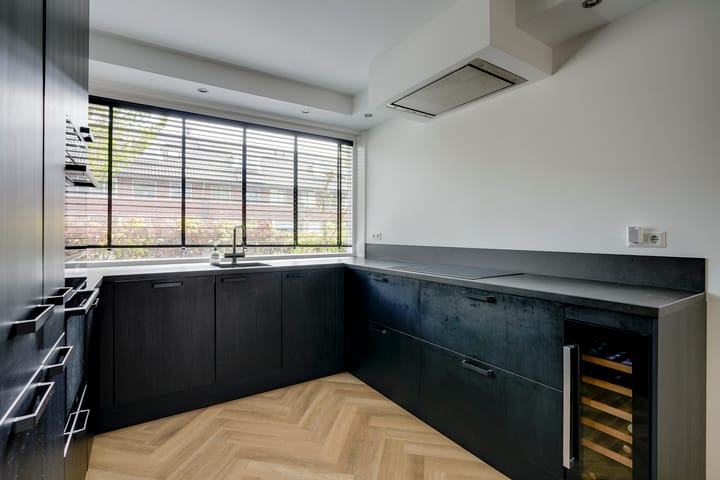 Tussenwoning te koop: Burt Bacharachstraat 121, Utrecht