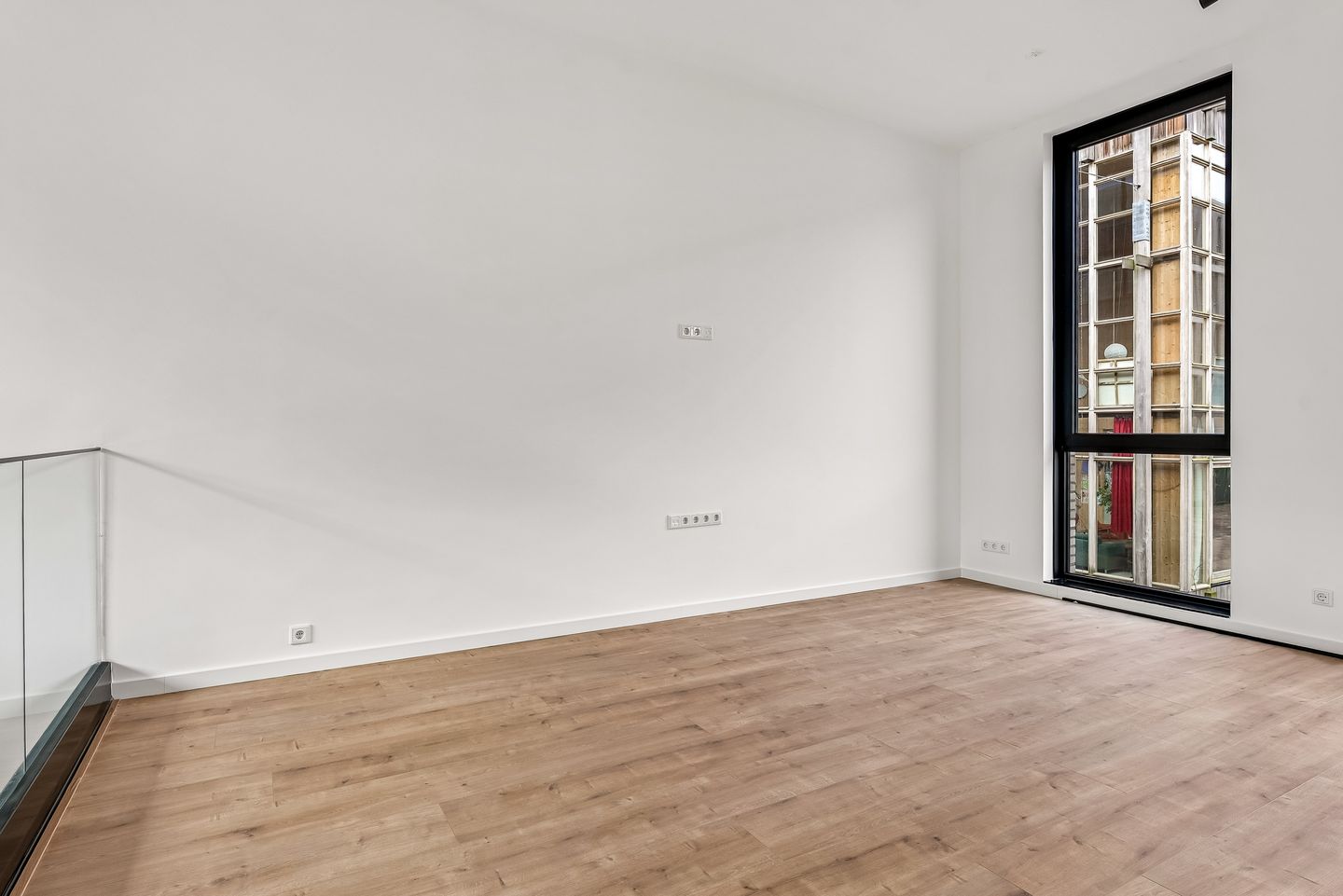 Foto 25 van Nydia Ecurystraat 12