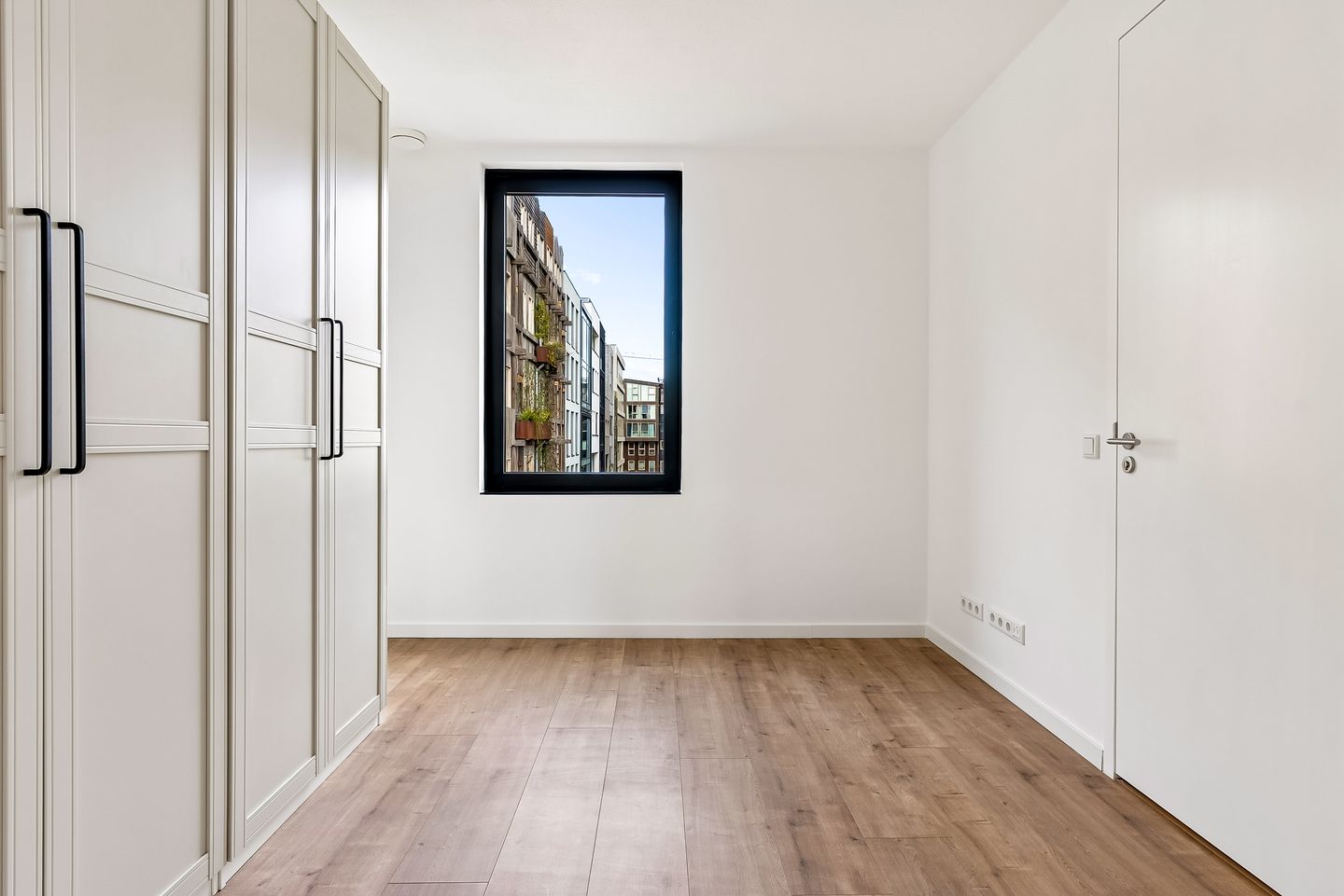 Foto 40 van Nydia Ecurystraat 12