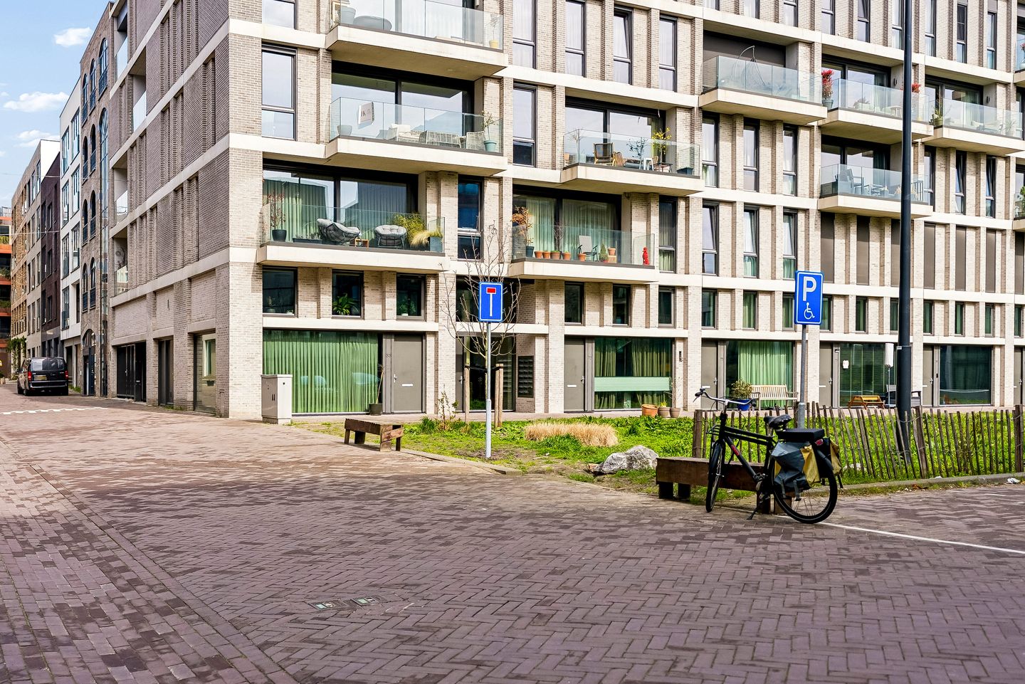 Foto 70 van Nydia Ecurystraat 12