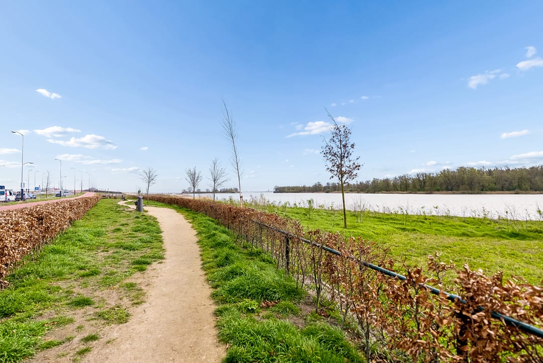 Foto 73 van Nydia Ecurystraat 12