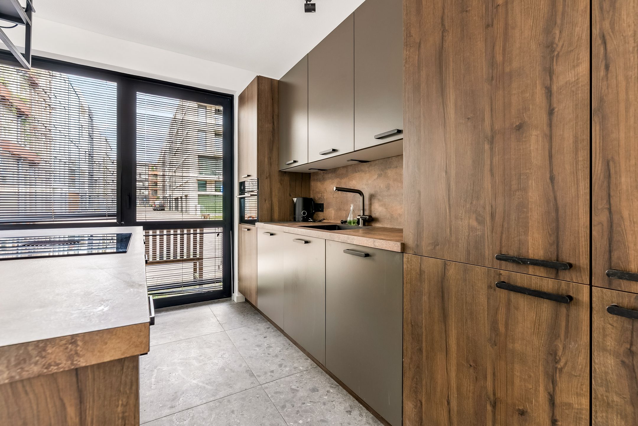 Foto 12 van Nydia Ecurystraat 12