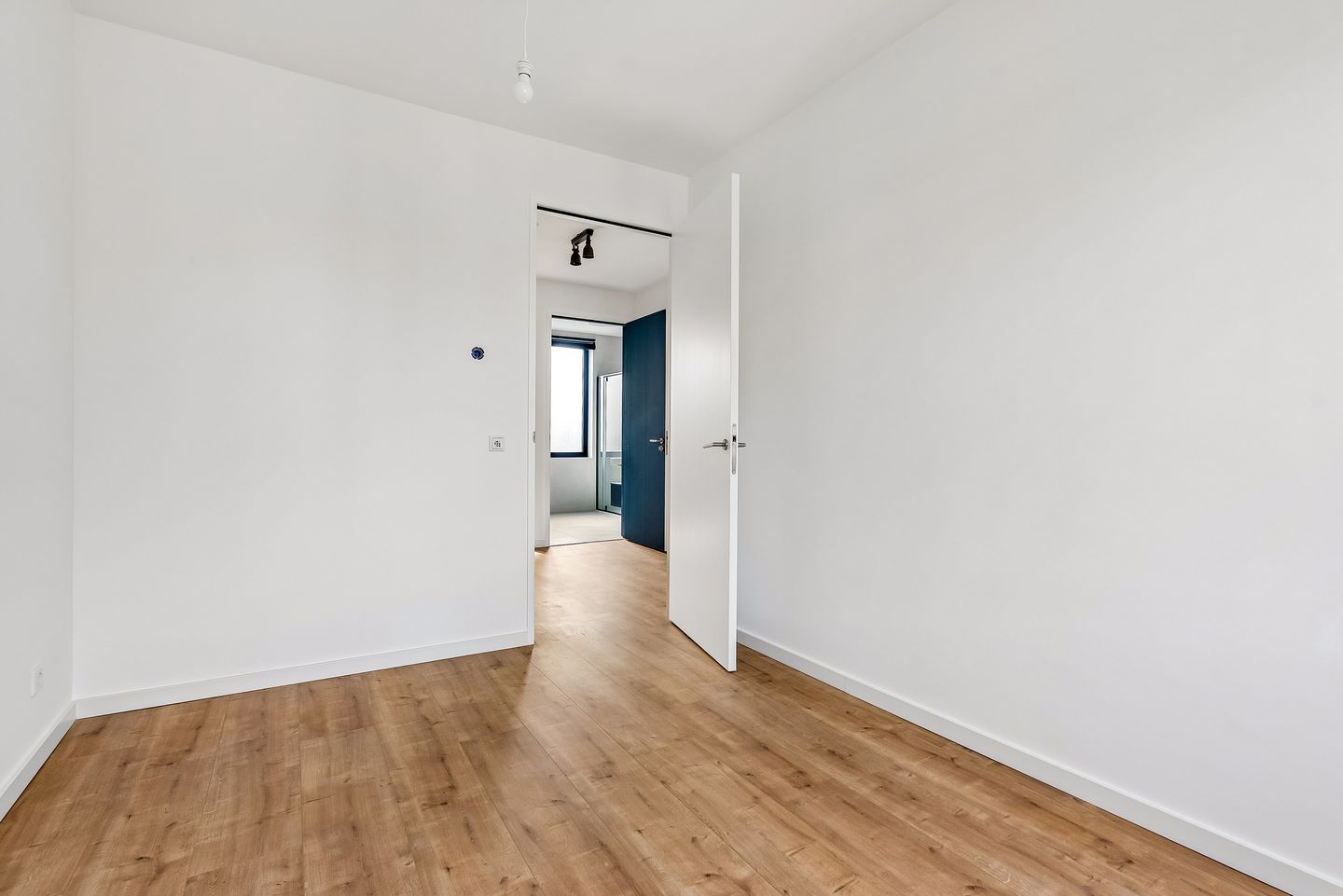 Foto 49 van Nydia Ecurystraat 12