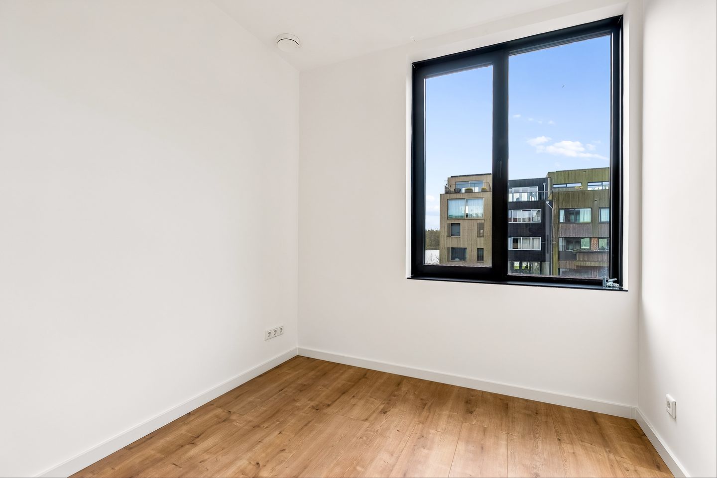 Foto 34 van Nydia Ecurystraat 12