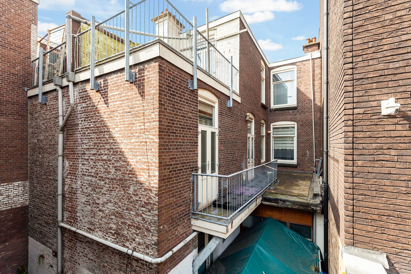 Spacious 4-Room Ground-Floor Apartment in Popular Schildersbuurt — 29