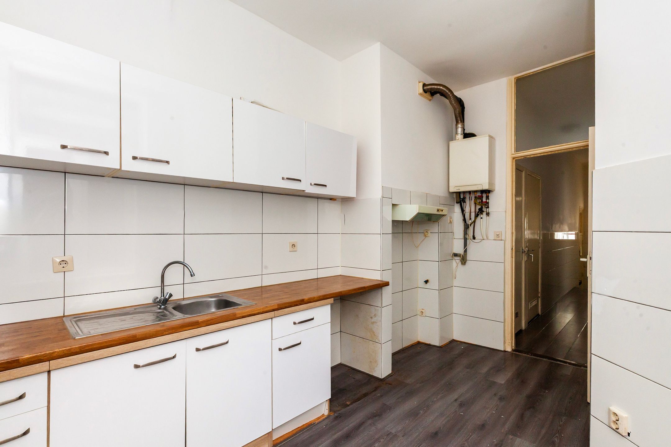 Spacious 4-Room Ground-Floor Apartment in Popular Schildersbuurt — 15