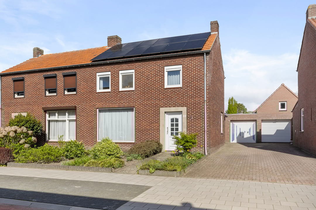 Photo 1 of Past. Esserstraat 11