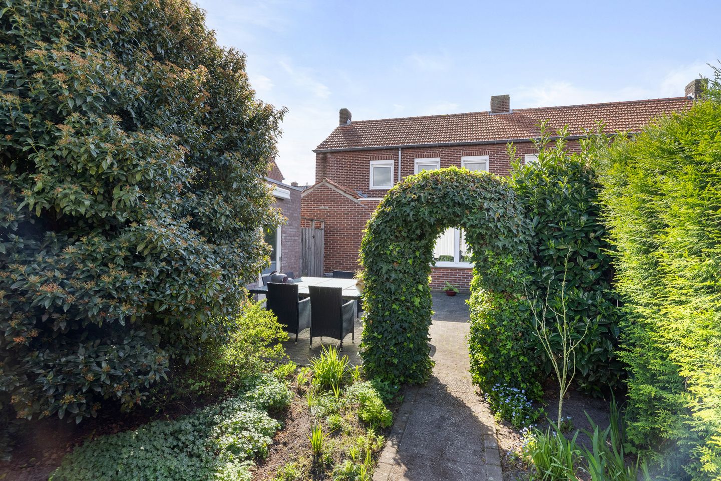 Photo 35 of Past. Esserstraat 11