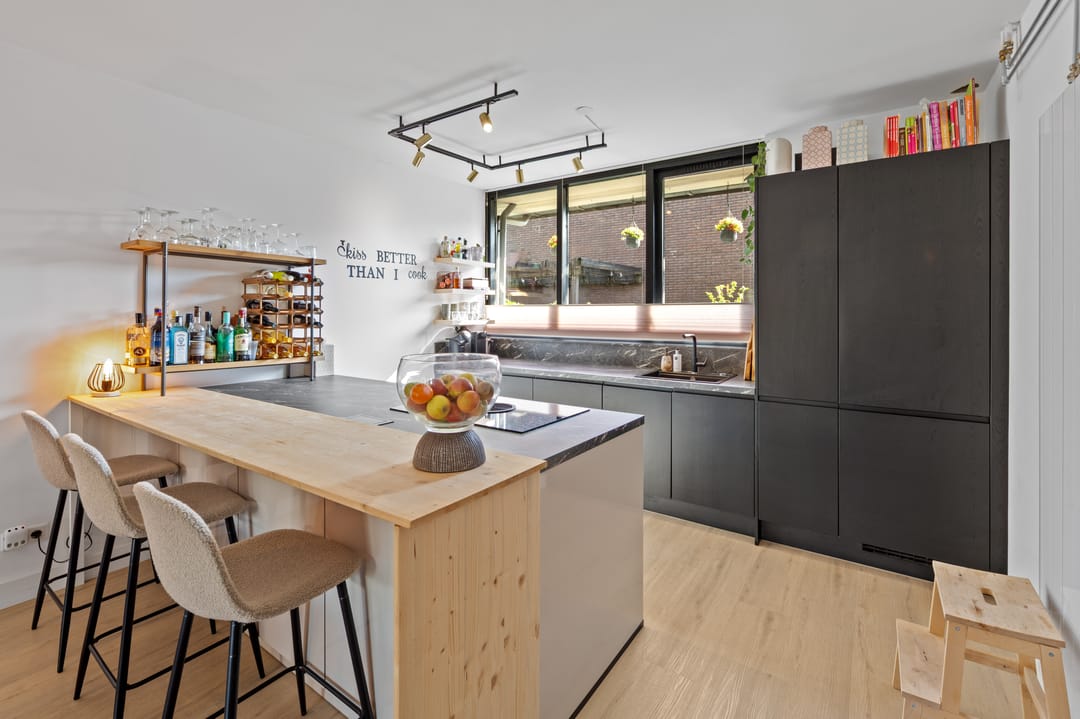 Modern and Move-in Ready Family Home with Energy Label A — 11