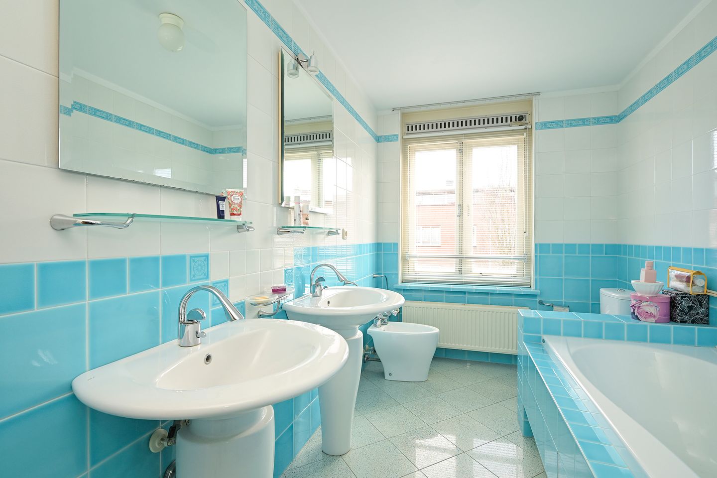 Foto 44 van Van Hoornbeekstraat 8-C