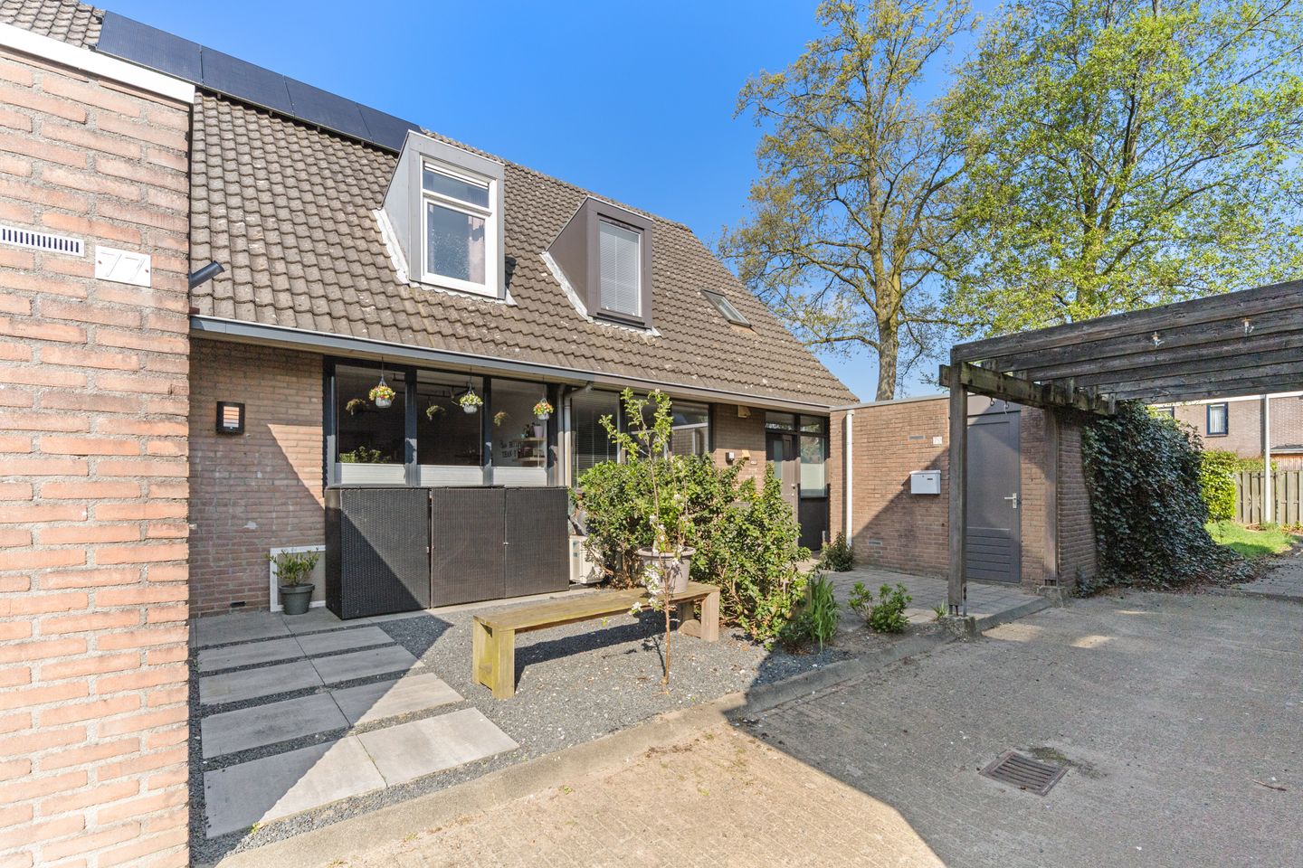 Modern and Move-in Ready Family Home with Energy Label A — 44