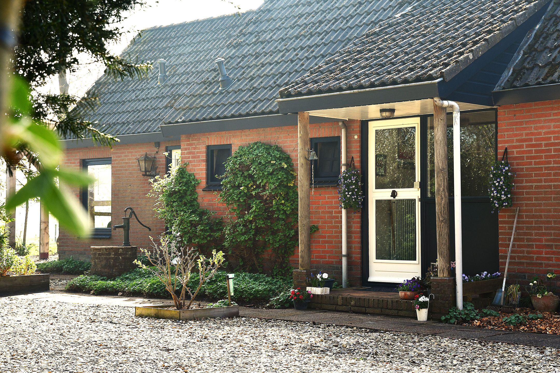 Foto 15 van Roordaweg 1-A