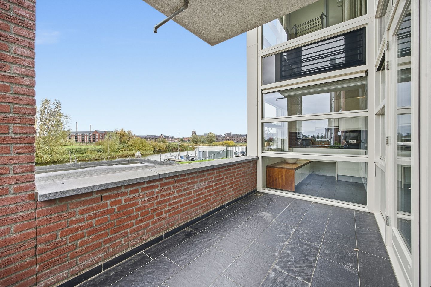 Foto 34 van Meindert Hobbemastraat 1