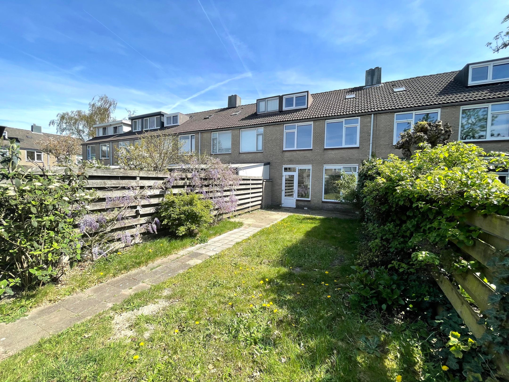 Foto 18 van Klompenmakerstraat 24