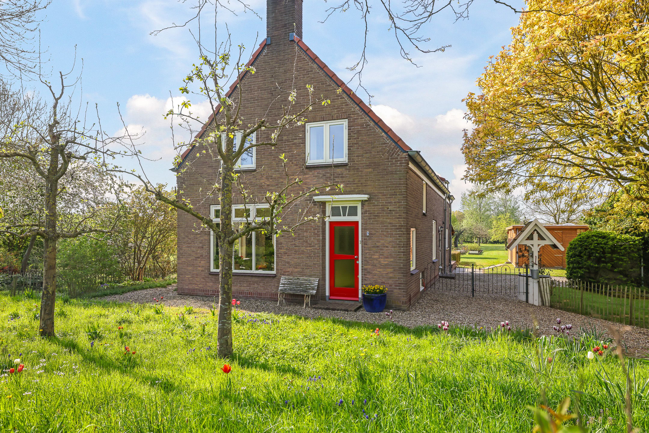Spacious waterfront home with garden along the Linge river — 12