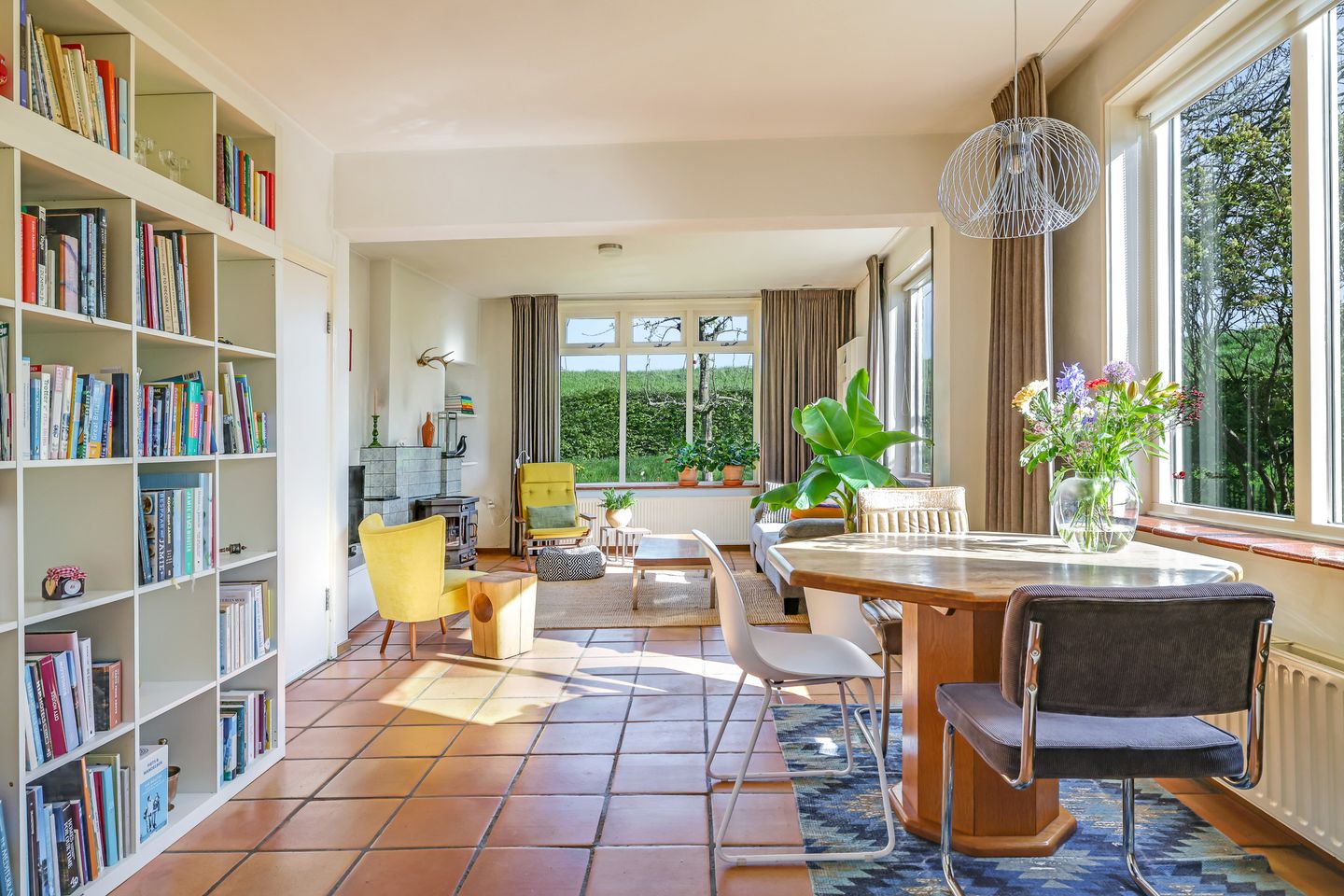 Spacious waterfront home with garden along the Linge river — 19