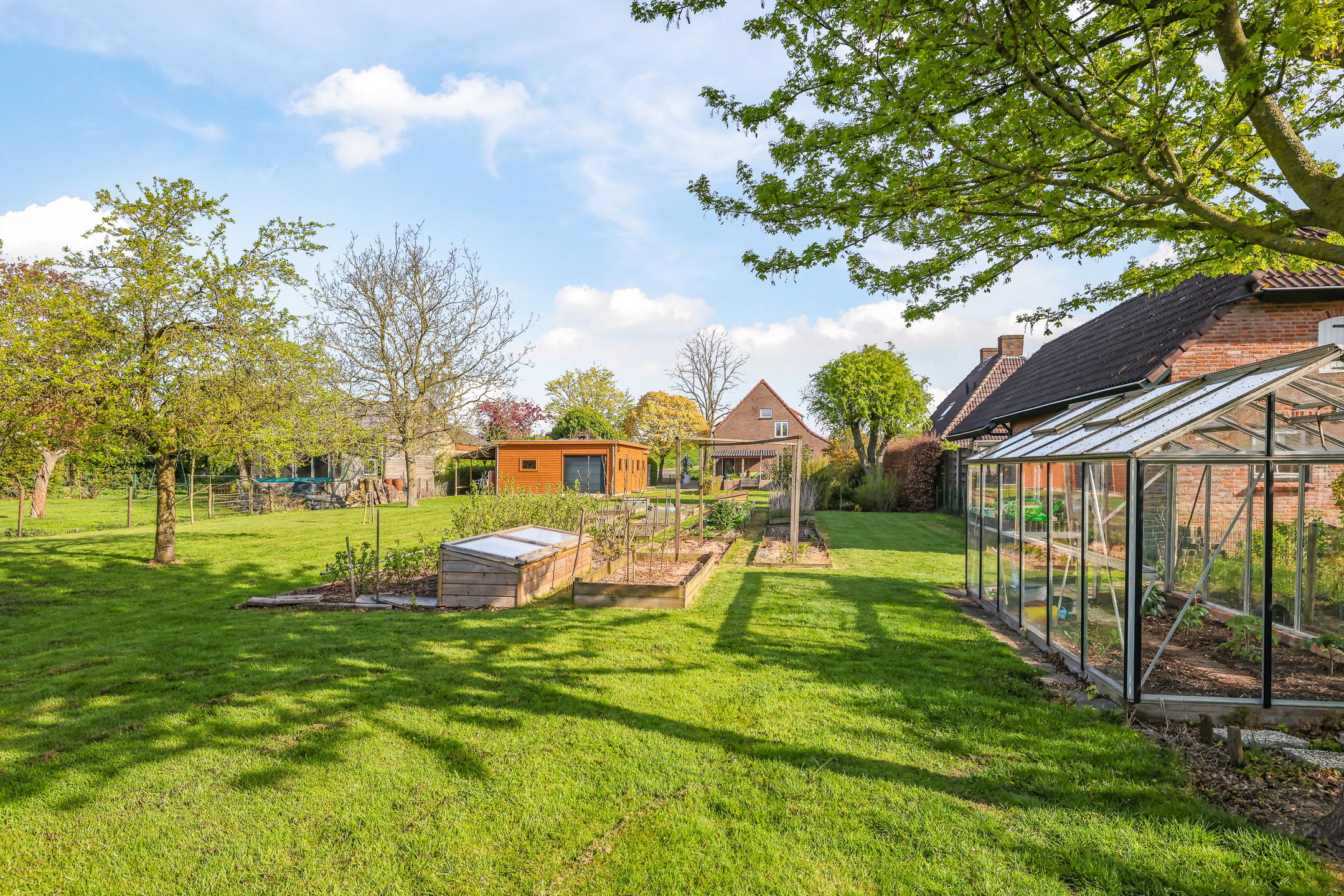 Spacious waterfront home with garden along the Linge river — 75