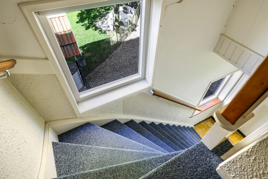 Spacious waterfront home with garden along the Linge river — 41