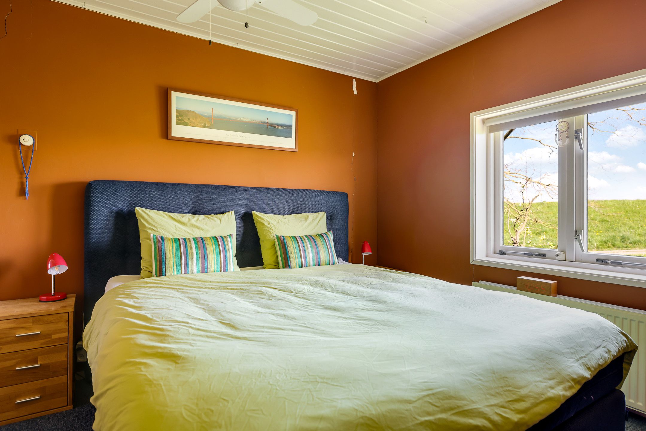 Spacious waterfront home with garden along the Linge river — 45