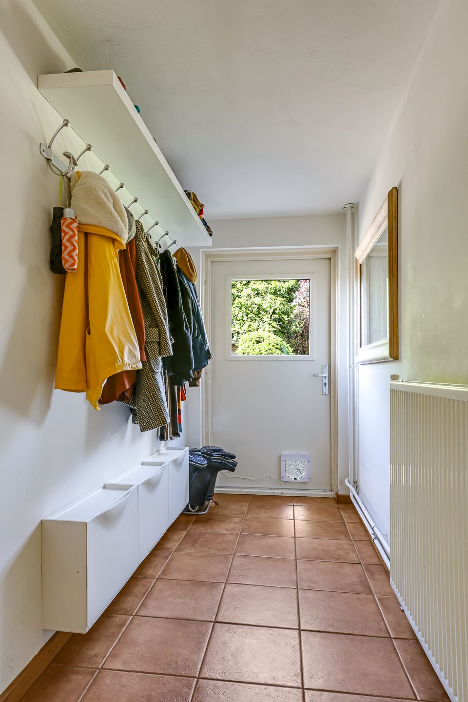 Spacious waterfront home with garden along the Linge river — 29