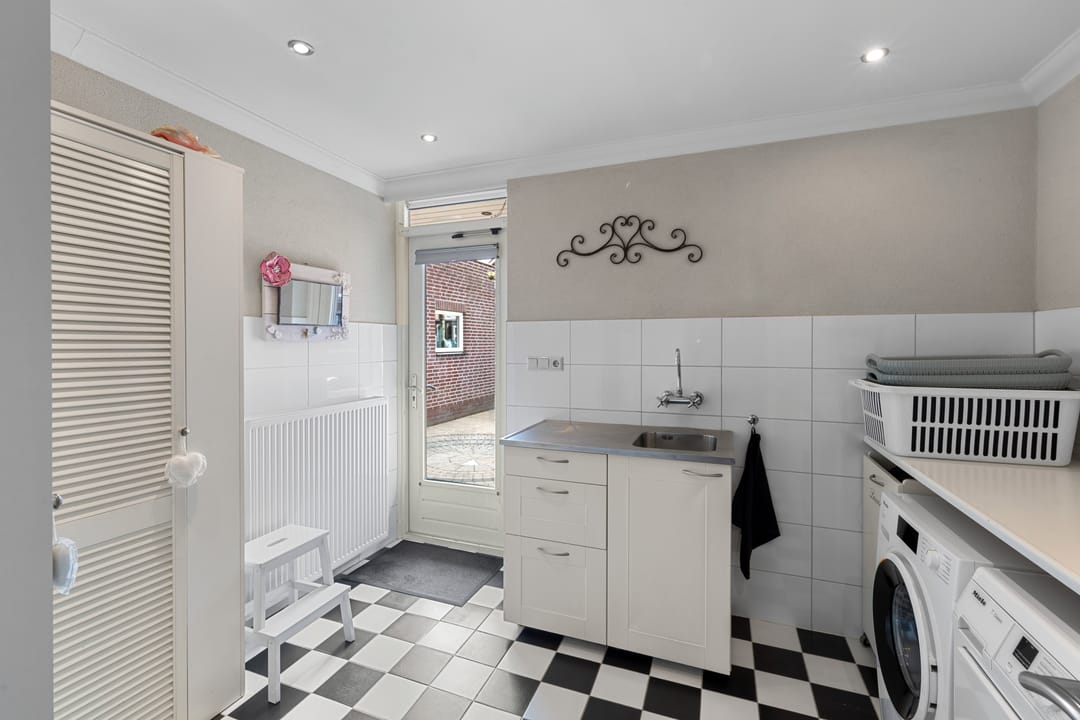 Foto 16 van Spoorstraat 29