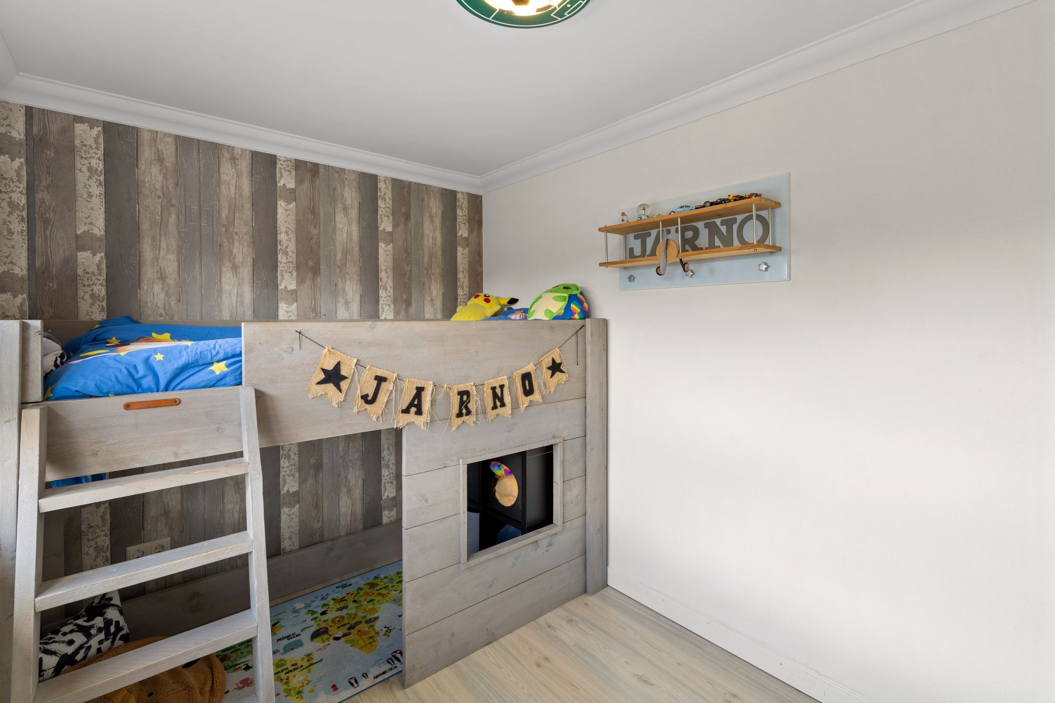 Foto 33 van Spoorstraat 29