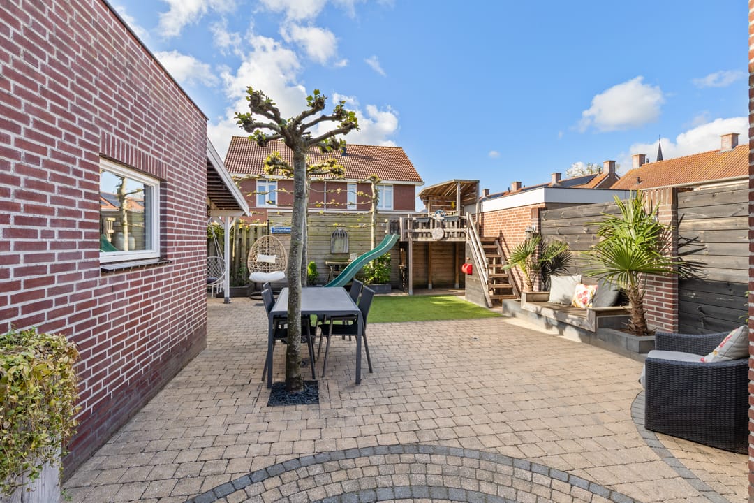 Foto 41 van Spoorstraat 29