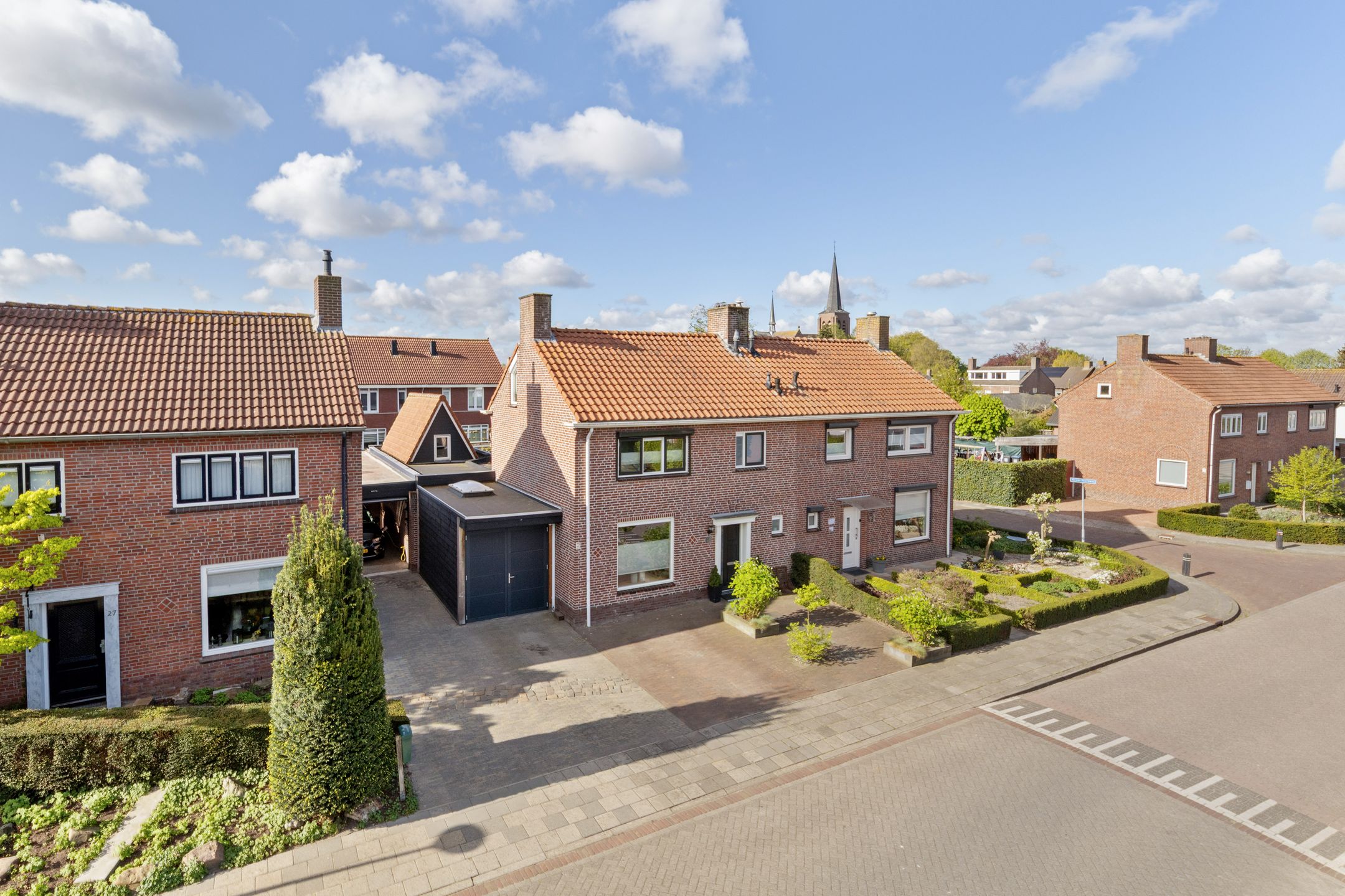 Foto 51 van Spoorstraat 29