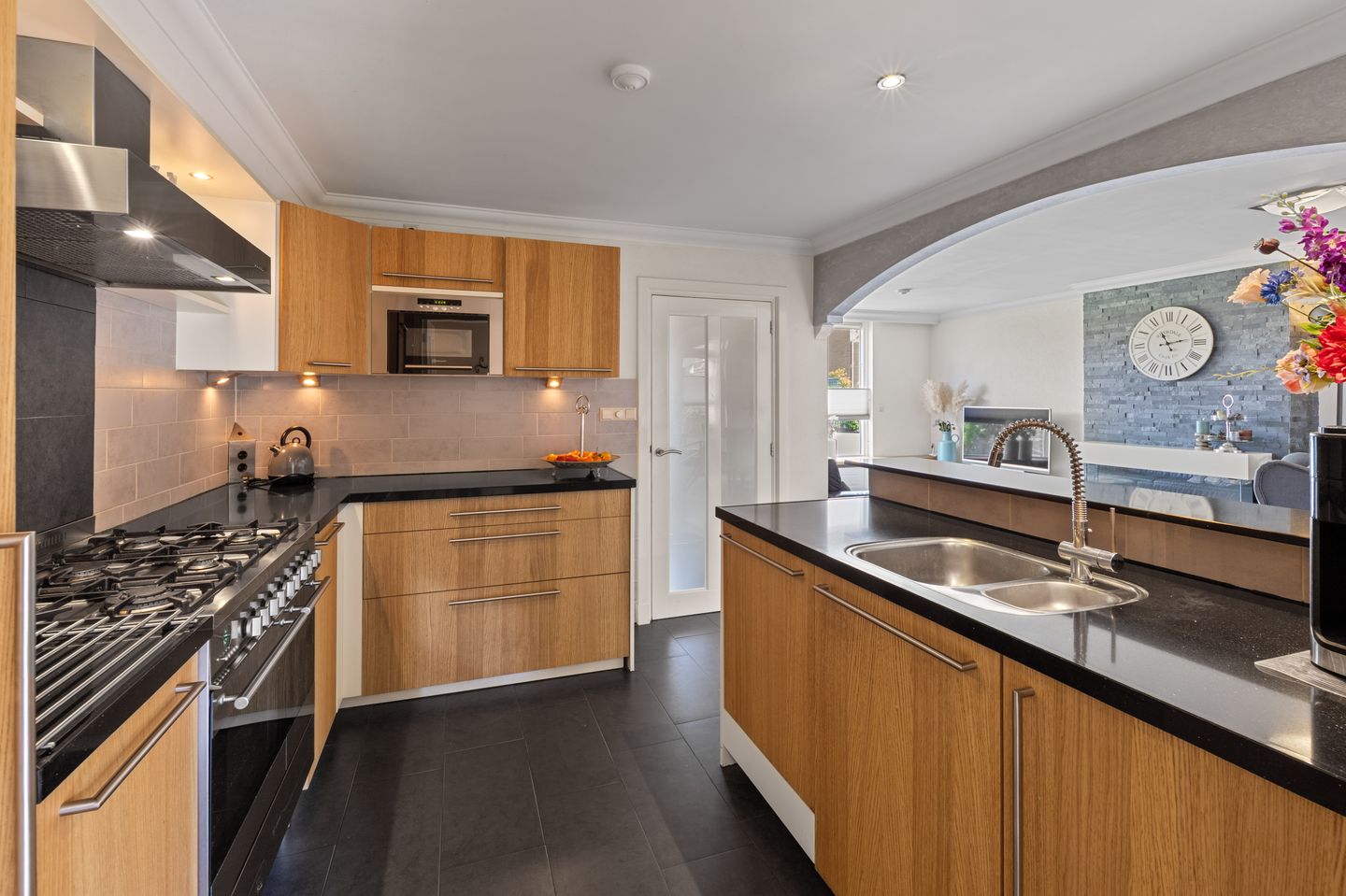 Foto 14 van Spoorstraat 29