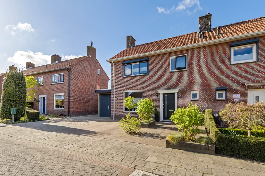 Foto 53 van Spoorstraat 29