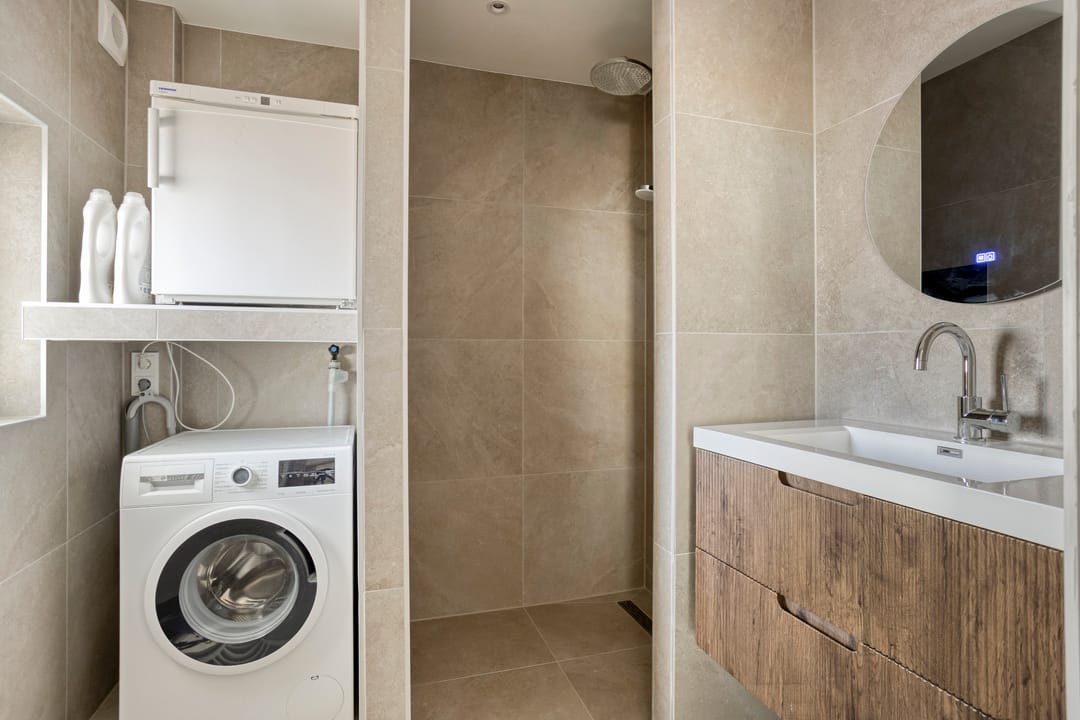 Photo 16 of Moleneindplein 4-A