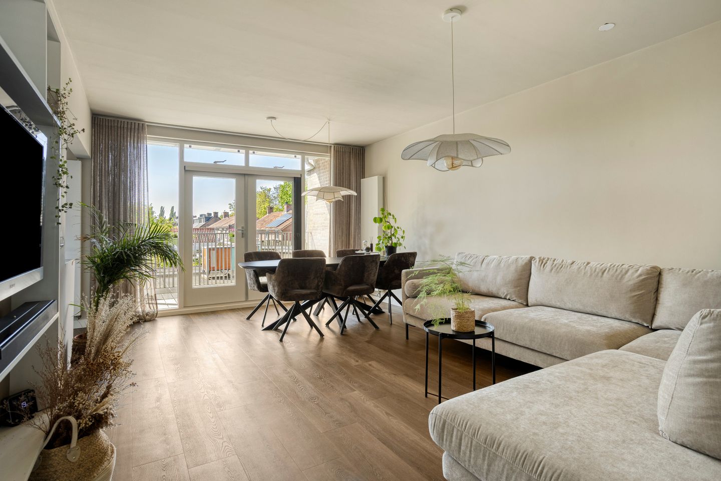 Photo 5 of Moleneindplein 4-A