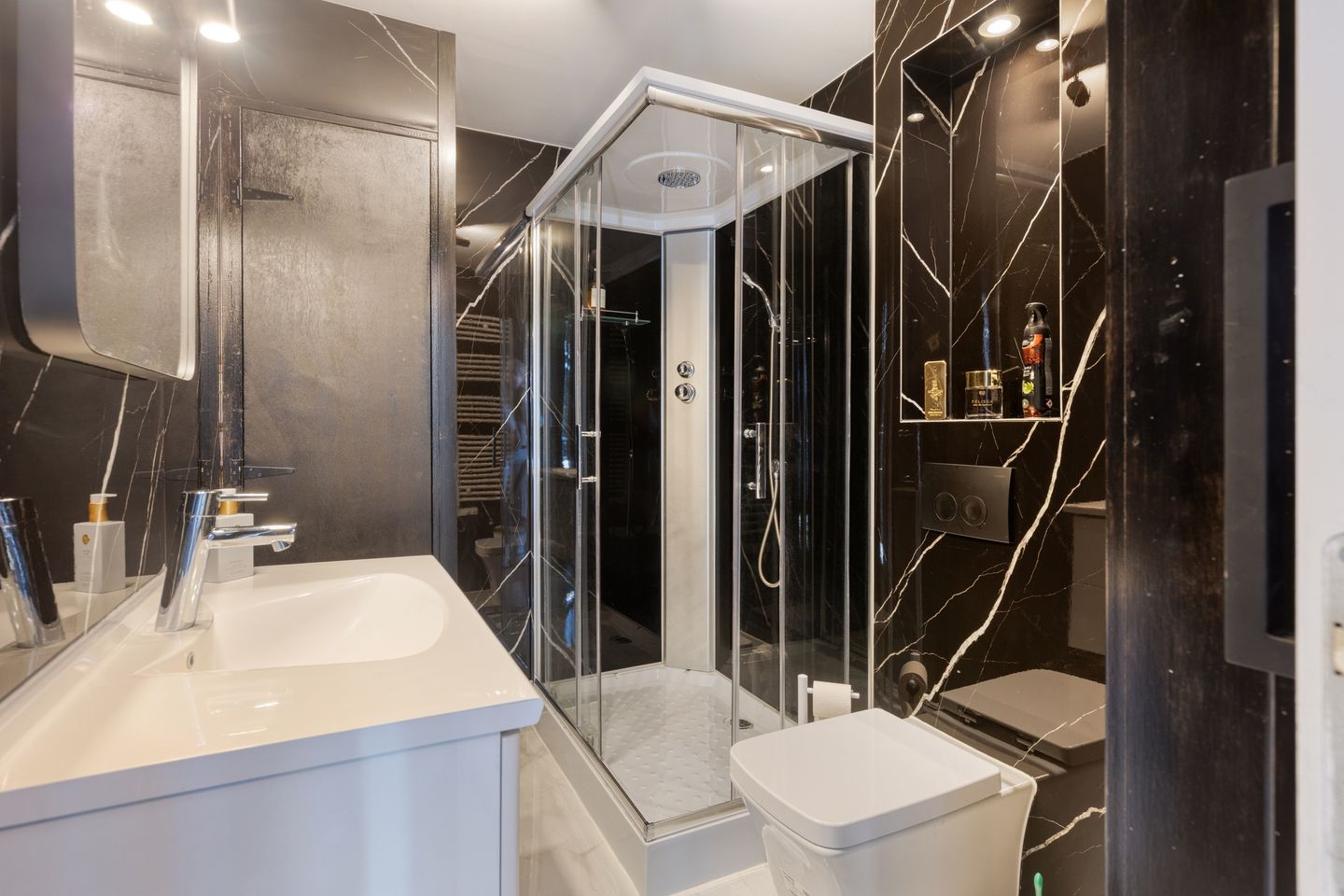 Foto 14 van Wagenstraat 23