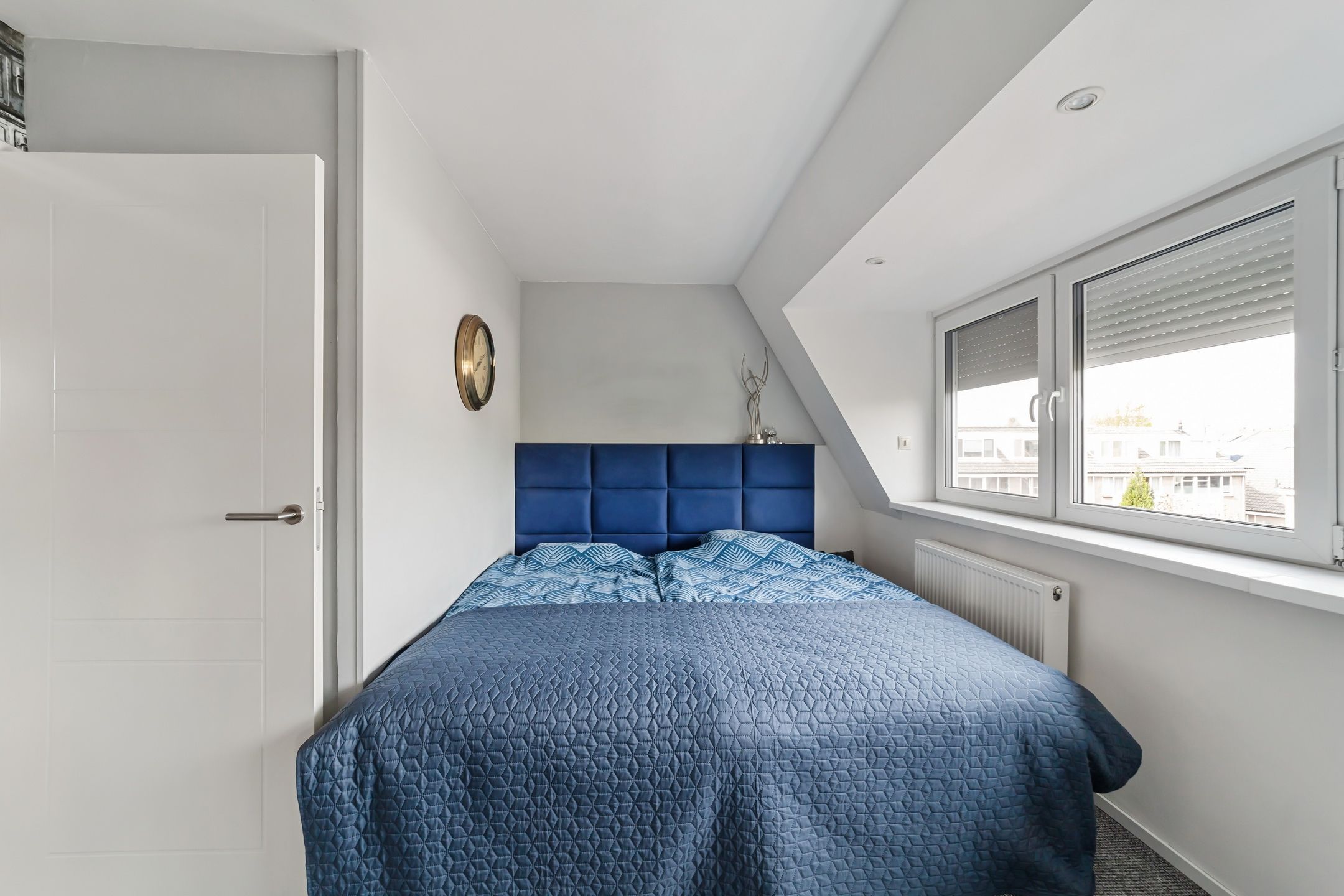 Spacious Family Home with 4 Bedrooms in Child-Friendly Neighborhood — 21
