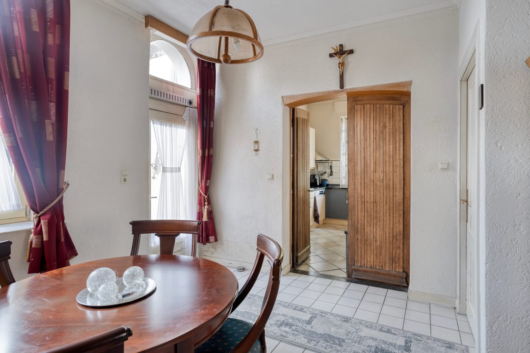 Spacious detached home with 7 bedrooms in Schimmert village center — 16