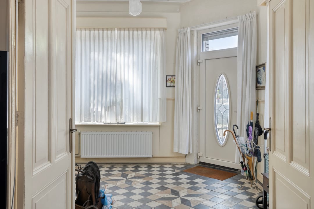 Spacious detached home with 7 bedrooms in Schimmert village center — 7