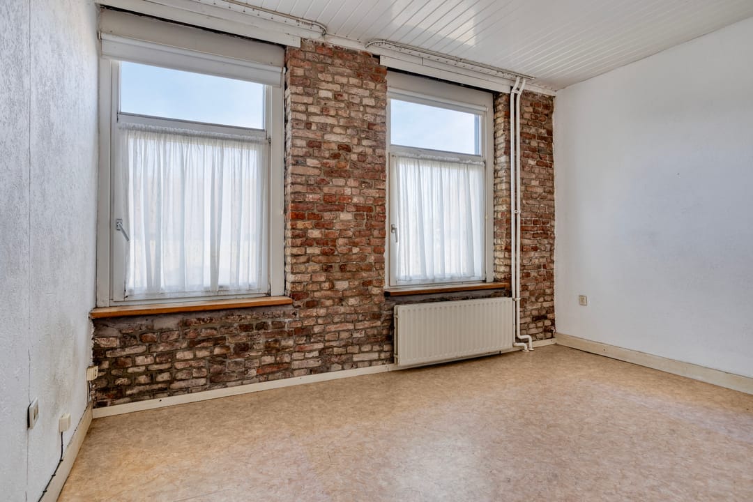 Spacious detached home with 7 bedrooms in Schimmert village center — 28